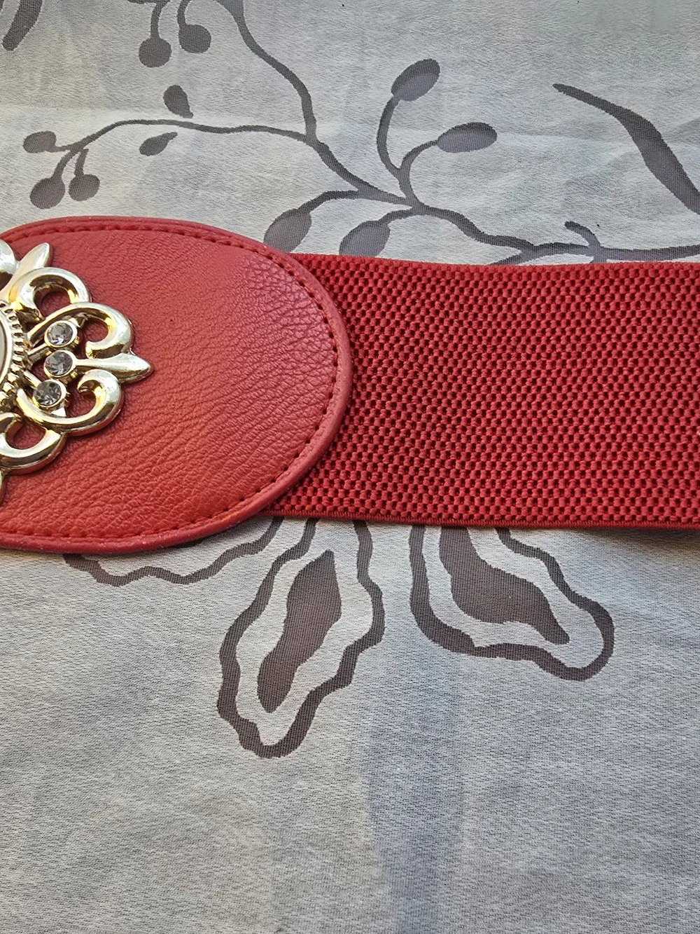 Red Elastic Waist Belt with Gold Floral Accent
